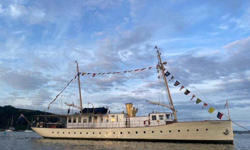 Lilian anchored at Falmouth Classics