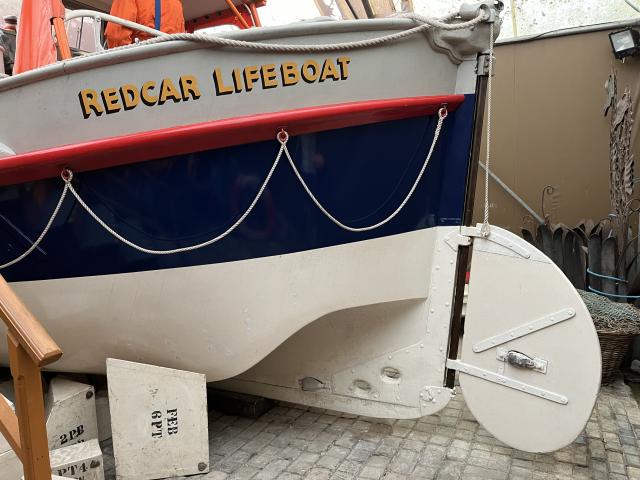 Sir James Knott port aft showing an air box on the floor