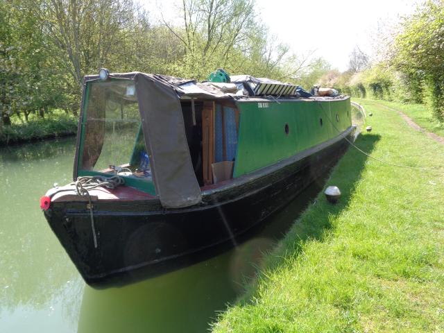 Kit Carew bow view