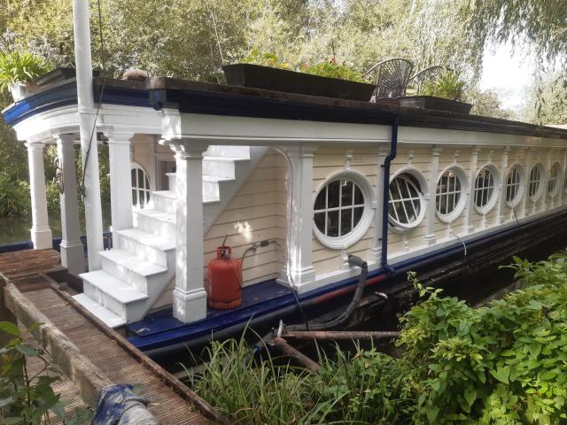CORPUS CHRISTI BARGE at Oxford