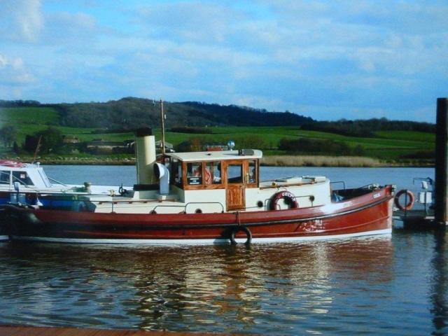 Starboard view, underway