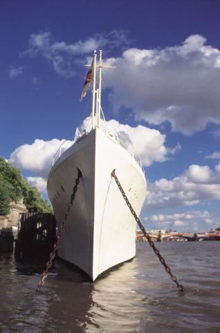 HQS Wellington - bow facing