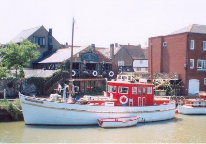 BRIDGEWATER CASTLE - stern from starboard quarter looking forward.