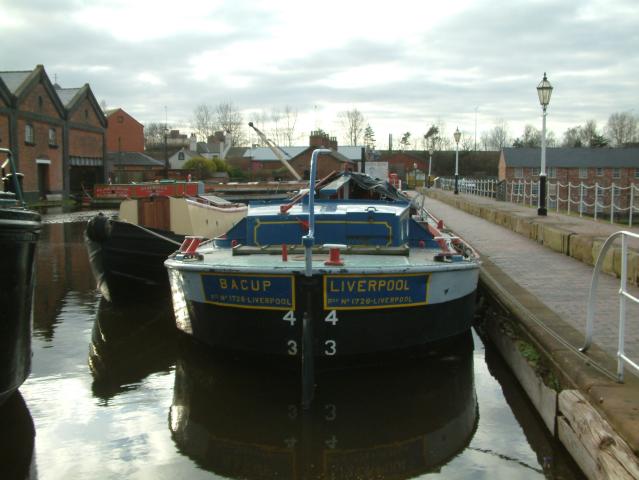 Bacup alongside at Ellesmere Port