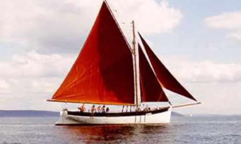 LYNHER - under sail. Starboard side