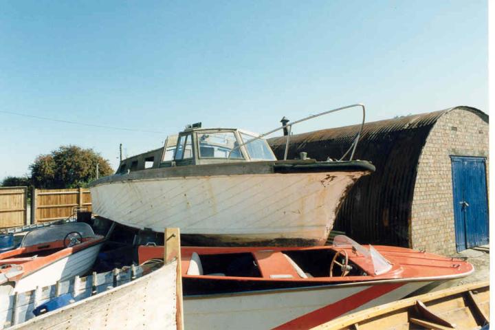 358 - view of her starboard bow