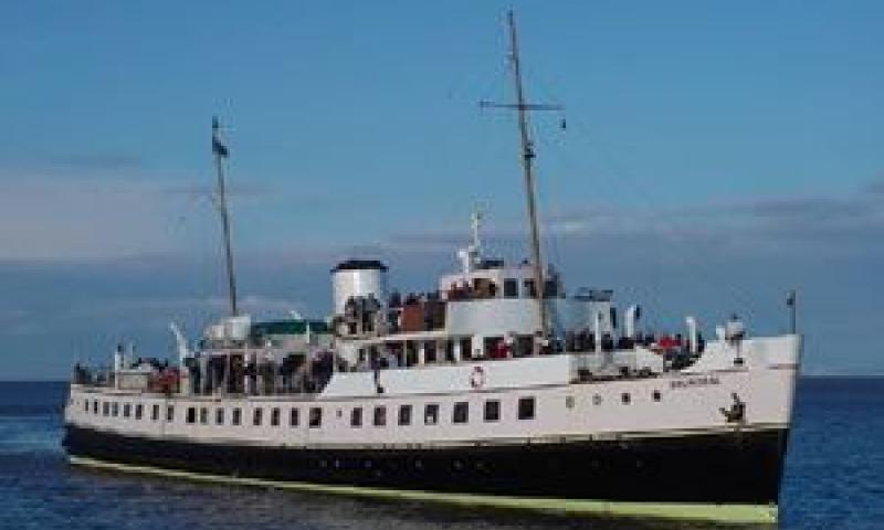 Balmoral - starboard bow