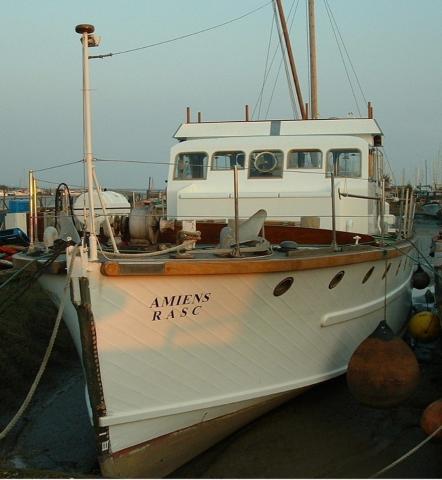 AMIENS RASC - in dry dock. Port bow looking aft. Ref: 15/amiensrasc.gif