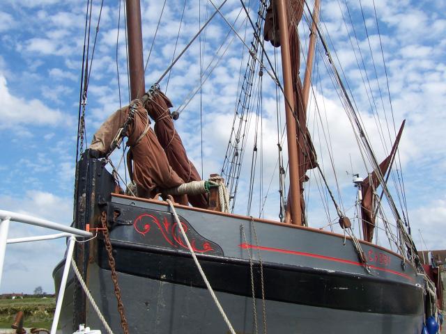 Cabby - bow view
