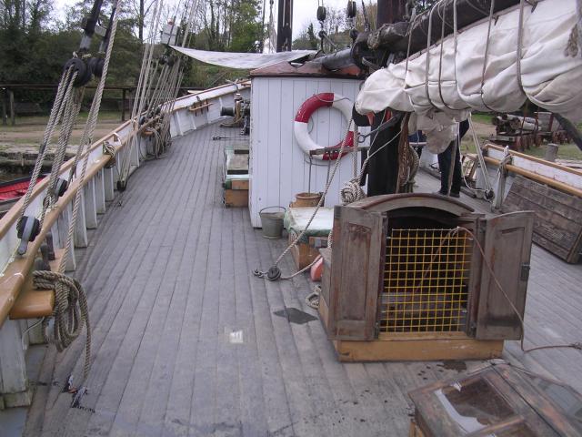 Garlandstone - deck view looking forwards