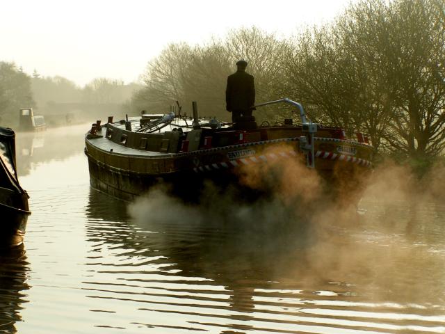 Pauline - Calder and Hebble Keel, Pauline, misty morning (Photo Comp 2010 winning entry)