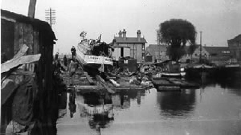 ELIZABETH - on the slip at Lincoln in 1938.