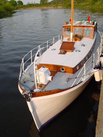 Gularis - deck and bow view