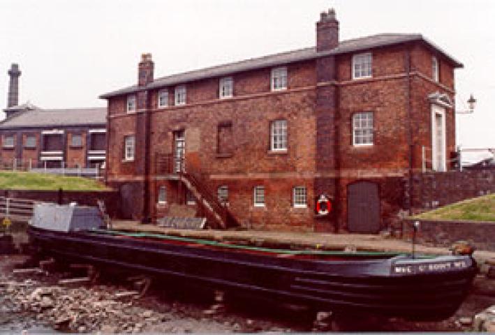 MSC Co Works Tug No 2 at Ellesmere Port in 1998 - starboard side.