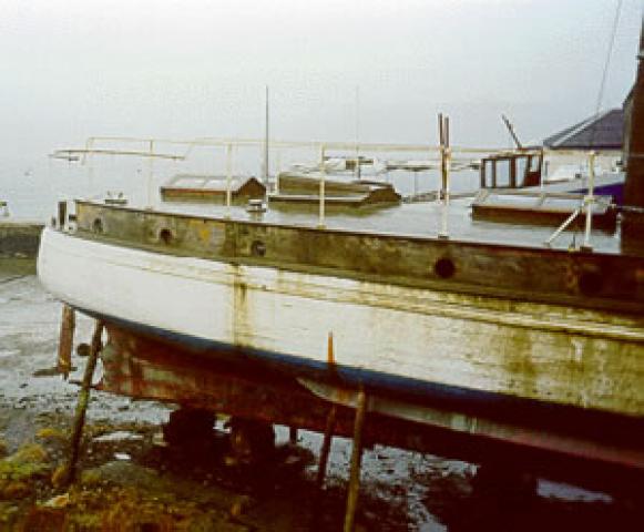 KAMI-NO-MICHI - hauled out at Kerera. Starboard side amidships aft to stern.