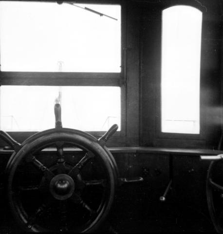 Kami-No-Michi: interior of wheelhouse