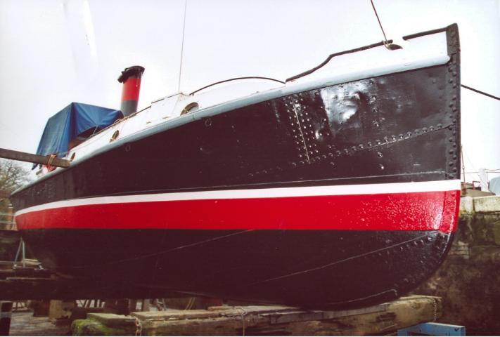 Swallow - starboard bow