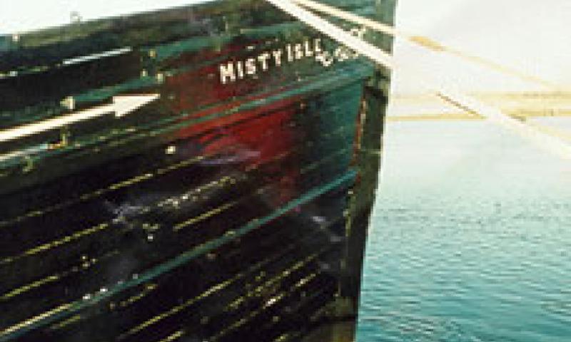 MISTY ISLE - starboard bow