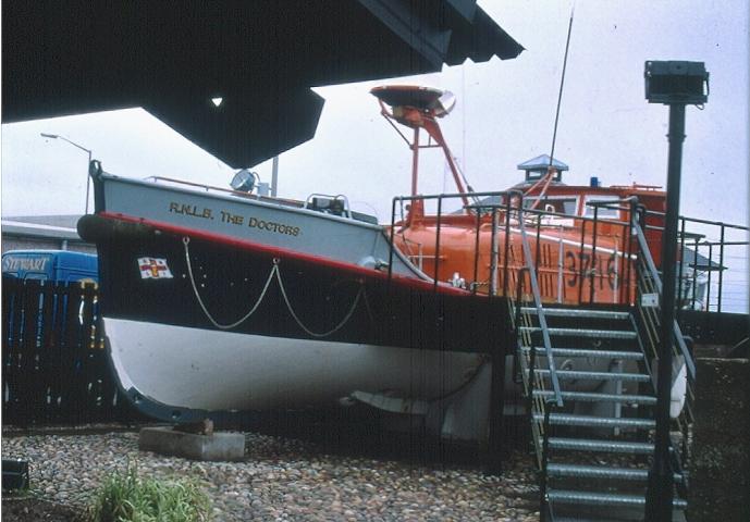 The Doctors - port bow view