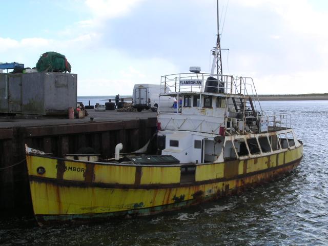 FLAMBORIAN - underway leaving harbour. Bow from starboard side looking aft. Rrf: 13/flamborian.gif