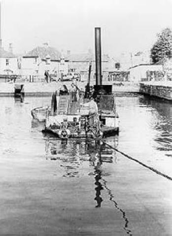 BERTHA or Brunel's dragboat, at work in the Bridgewater Docks. Stern looking forward.