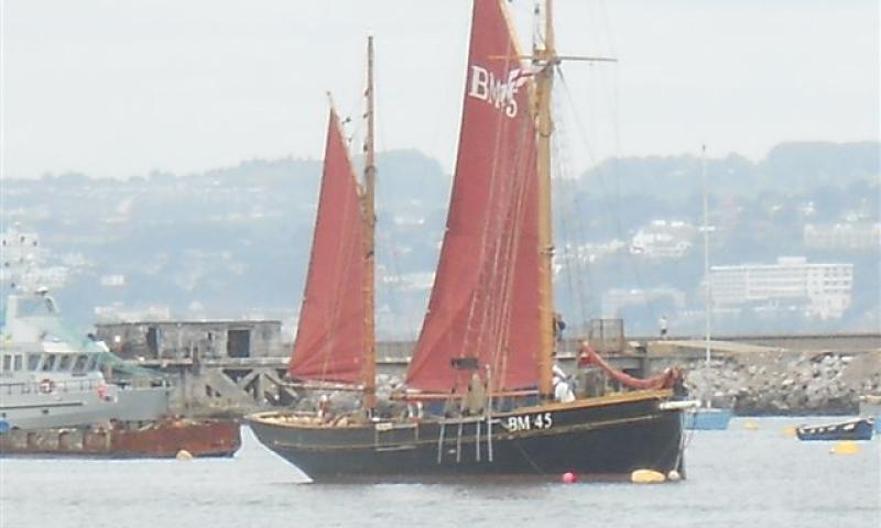 Checking Sails, May 2012