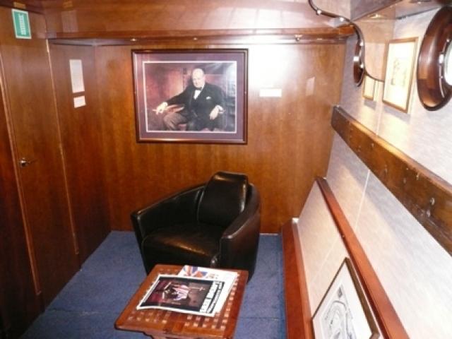 interior - main cabin