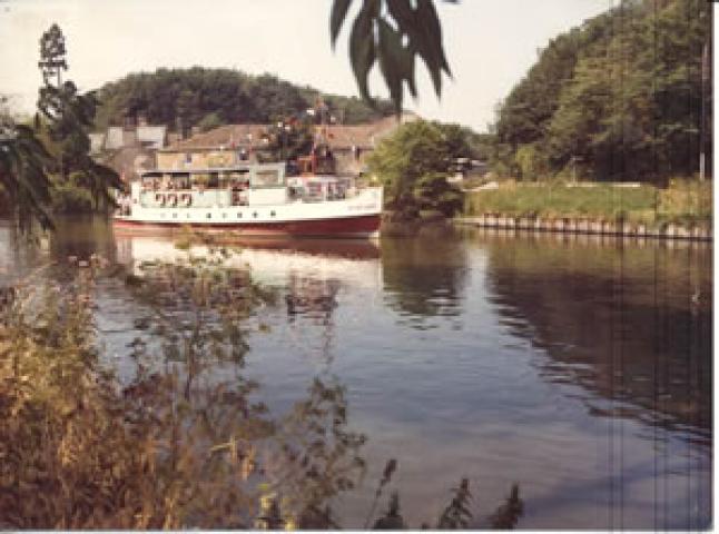 Wyre Lady - starboard bow