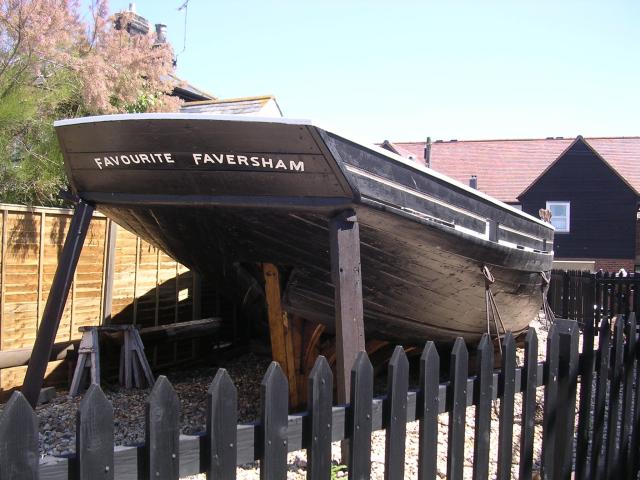 Favourite - view of the stern