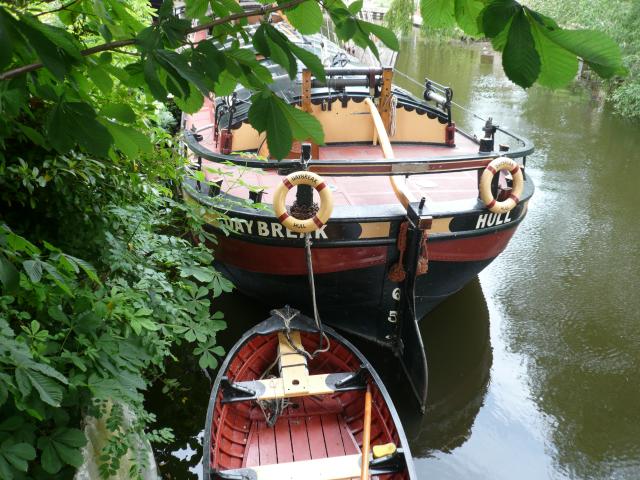 Rear view, moored on Thames - May 2914