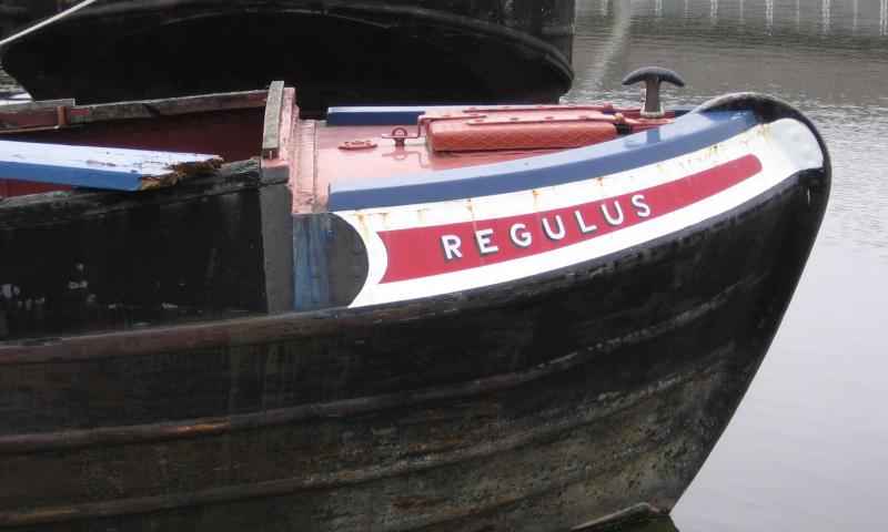 Regulus - starboard bow