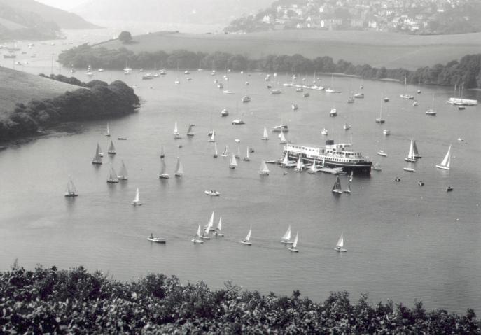 Egremont in the centre of Salcombe harbour