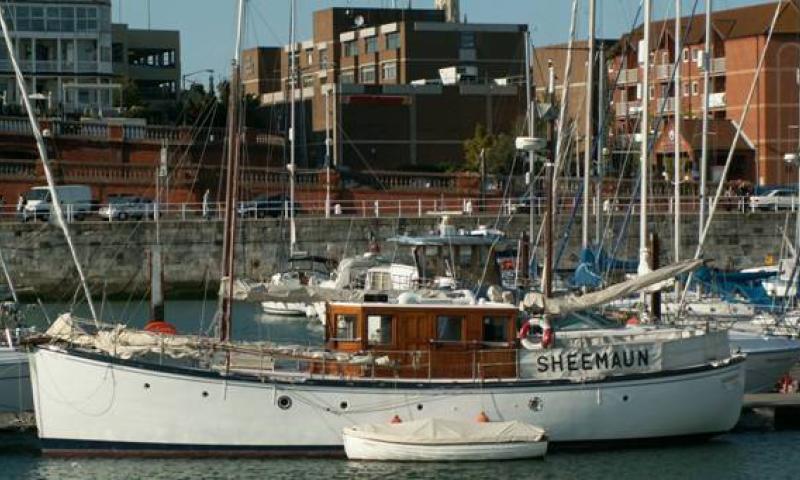 Sheemaun - port side view