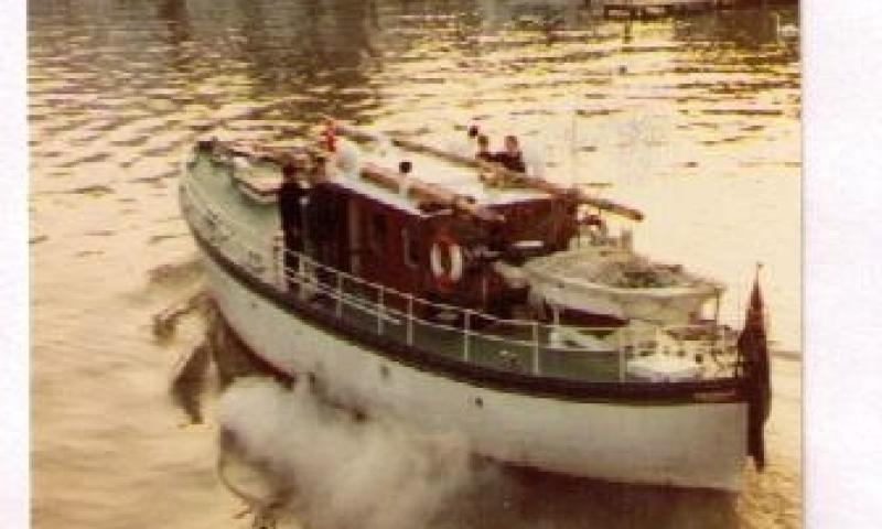 SHEEMAUN from Henley Bridge 1983