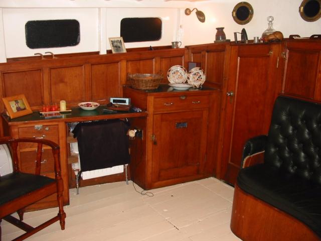 Silvander - port side saloon