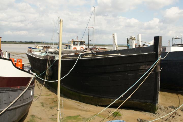 Glenway - starboard bow, Essex