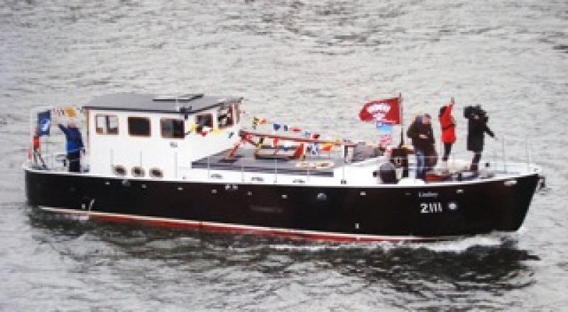 Lindsey 2111 - taking part in the Queen's Diamond Jubilee Pageant