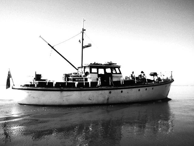 Peggotty - underway, starboard side