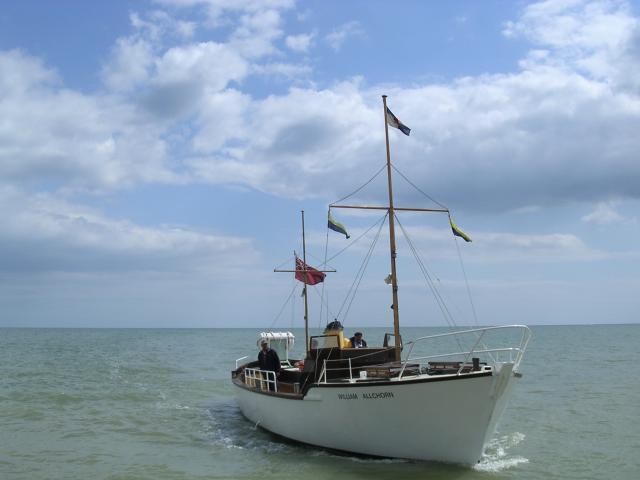 William Allchorn - starboard bow view