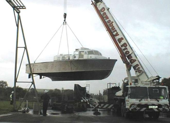 RSL 1667 being lifted - starboard side view