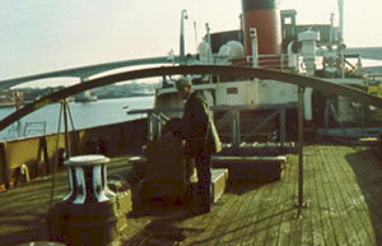 Calshot - reconstructed towing hoop on towing deck. Ref: 95/12/3/19