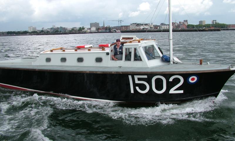 ST 1502 - starboard bow