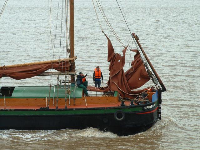 Spider T - starboard bow