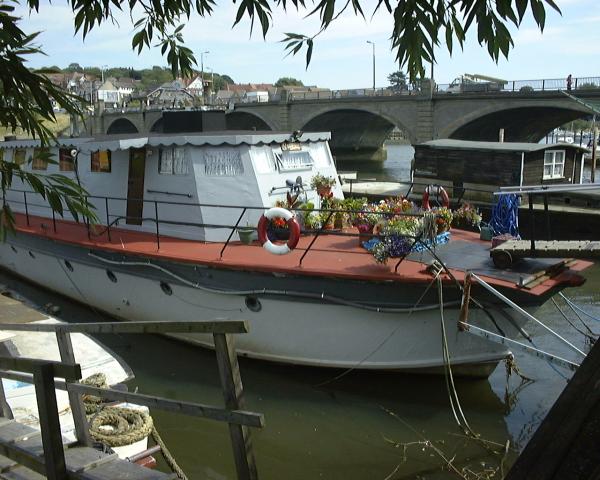 Sungo - starboard Bow