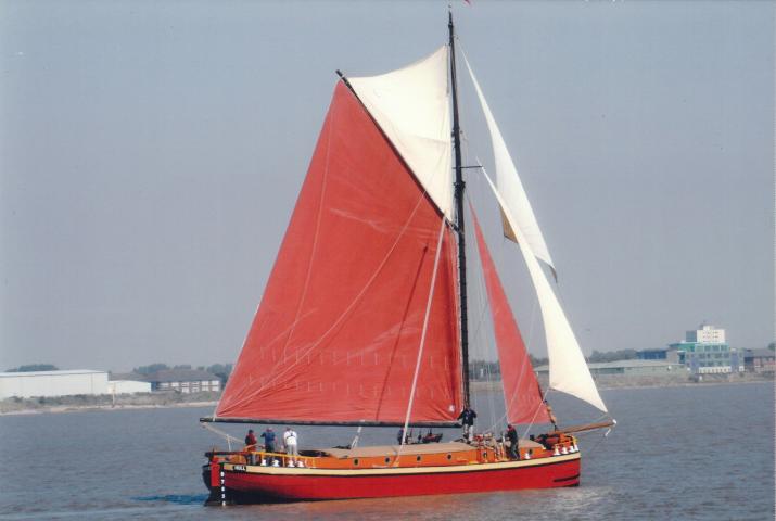 Undersail in Barton