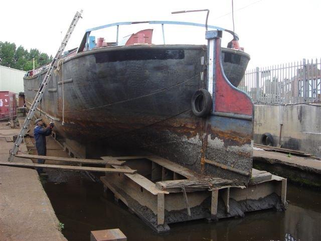 Leicester Trader - stern view on the slip