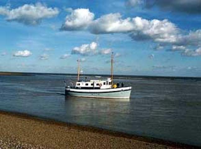 stern view, port side