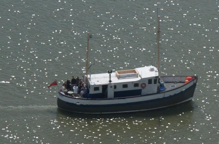 Photo Comp 2012 entry: Customers enjoying lunch on Lady Florence River Cruisr Restaurant