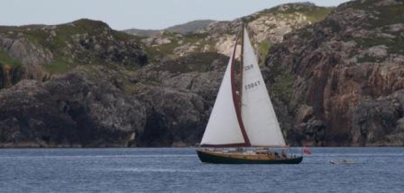 AURELIA - sailing off the coast of Harris 2009