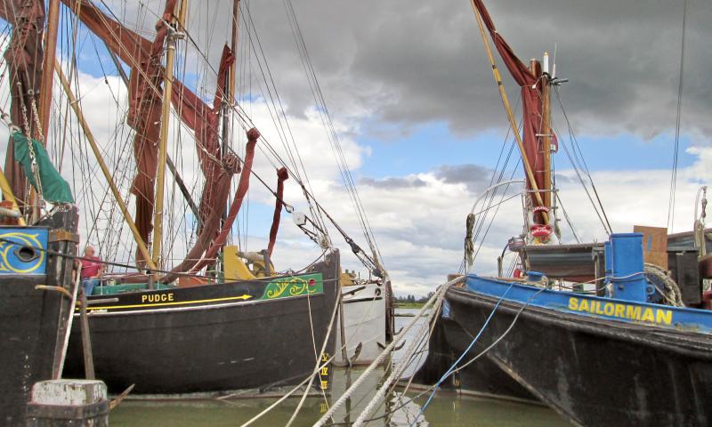 Photo Comp 2012 entry: Thames Barge 'Pudge' et al - Maldon